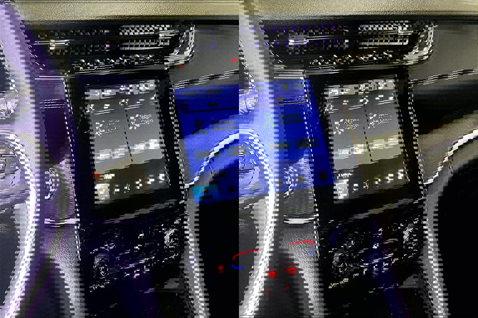 Used 2024 Jeep Grand Cherokee L Laredo image 9