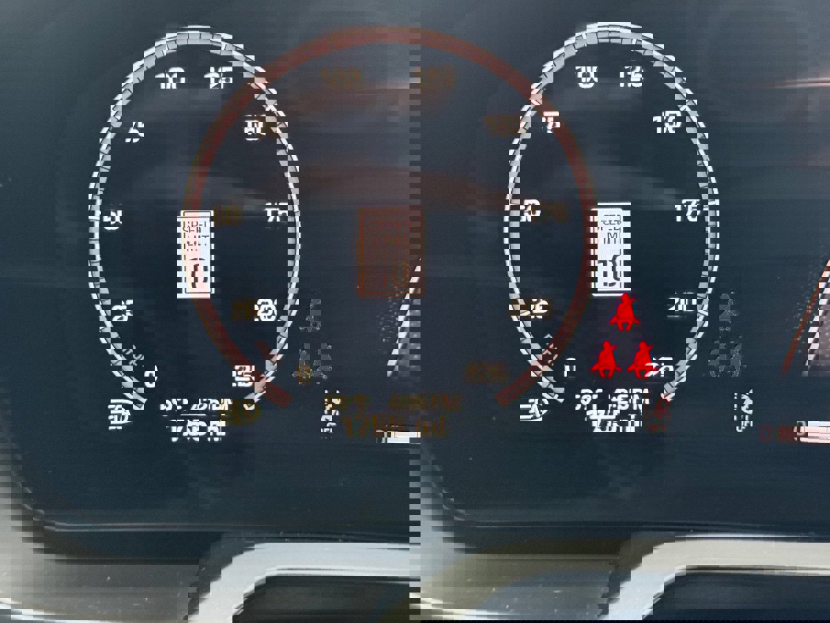 Used 2025 Porsche 911 Carrera 4 GTS image 30