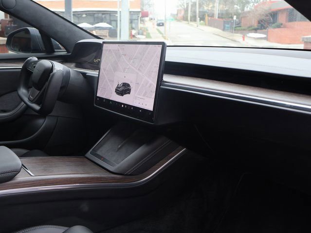 Used 2022 Tesla Model S AWD/4WD image 9