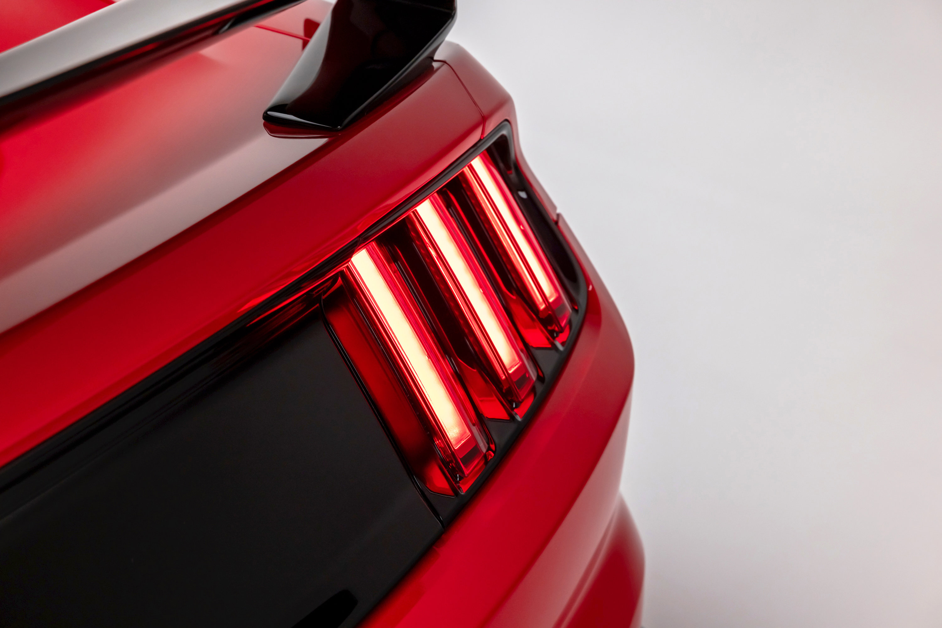 Used 2016 Ford Mustang Shelby GT350R w/ GT350R Equipment Group 920A image 43