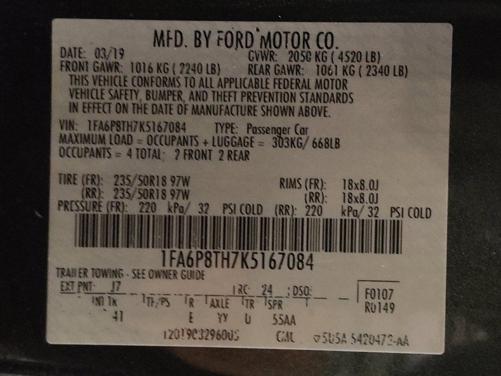 Used 2019 Ford Mustang Premium RWD image 33