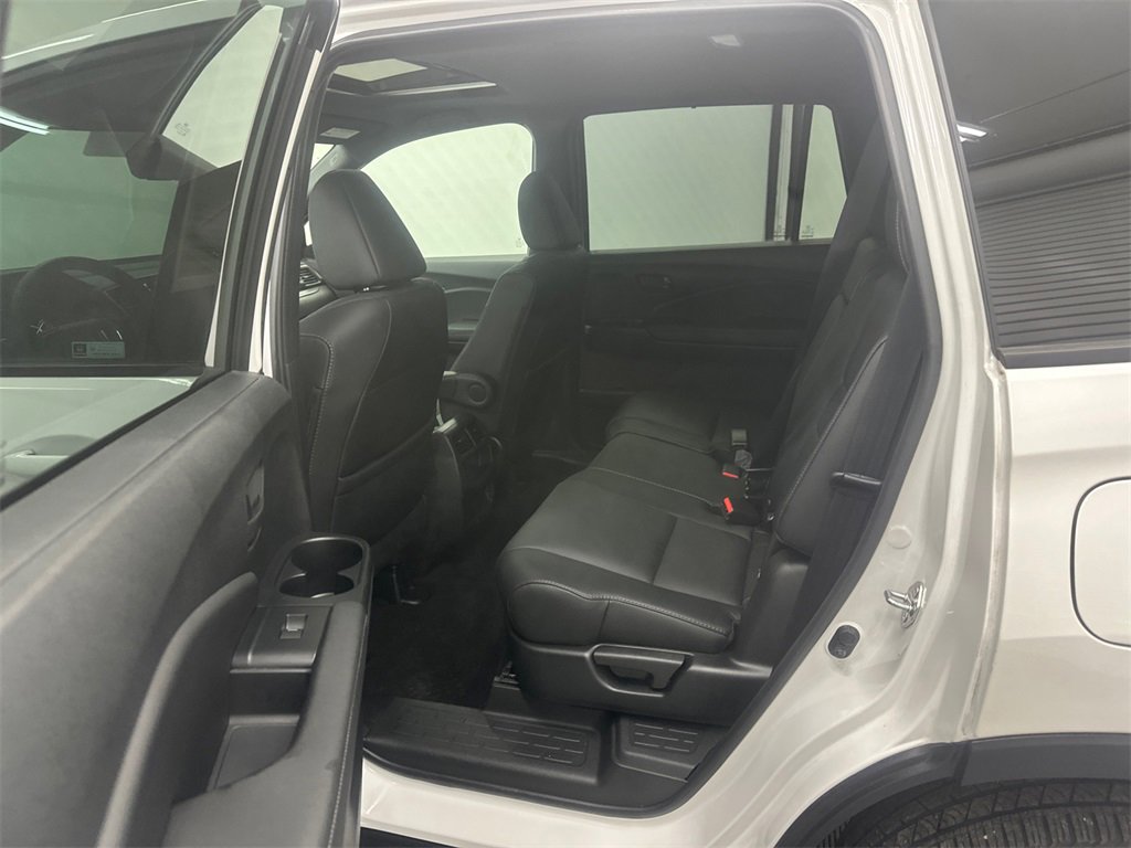 Used 2023 Honda Passport EX-L image 23