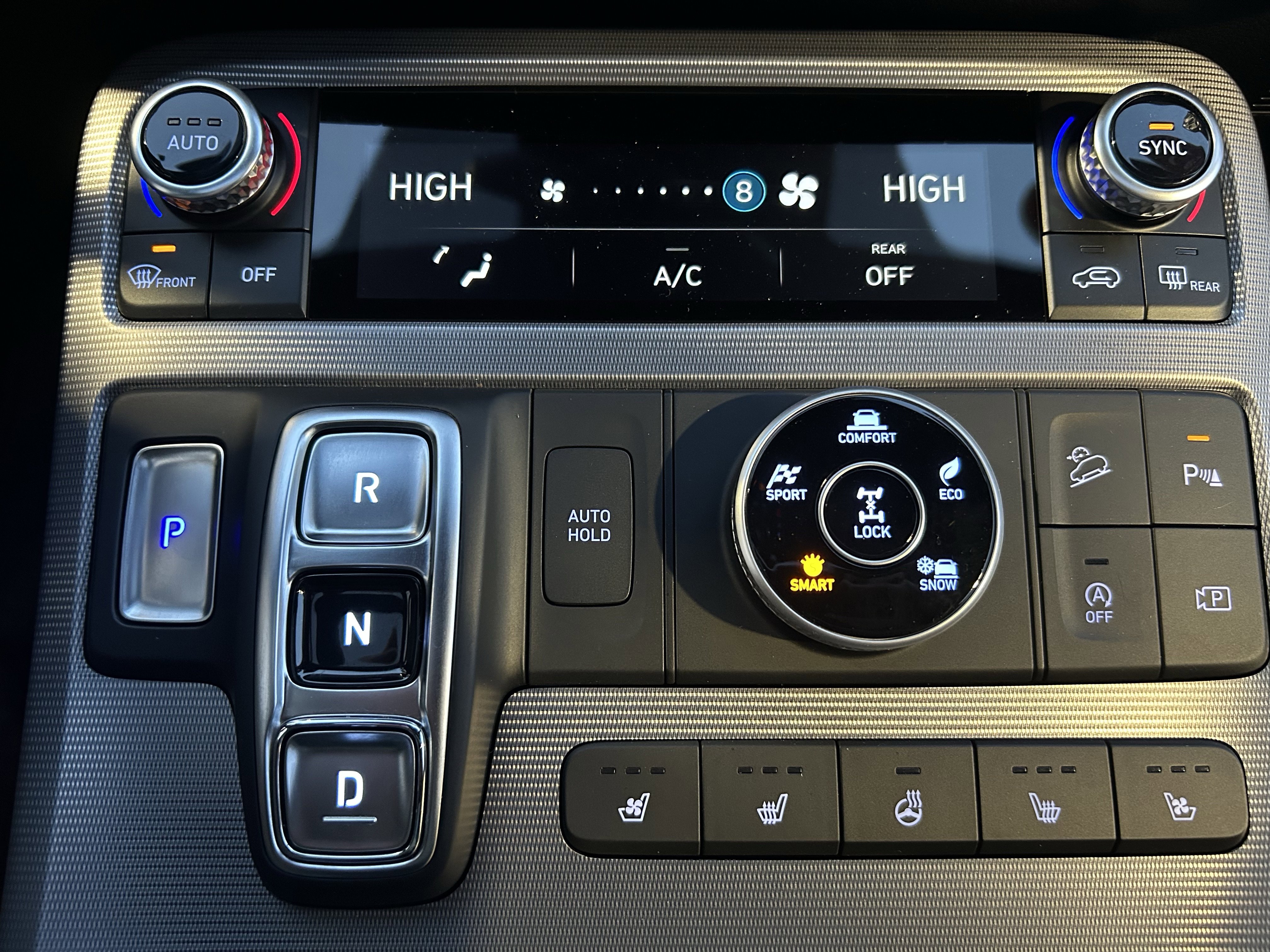 Used 2023 Hyundai Palisade Calligraphy image 33