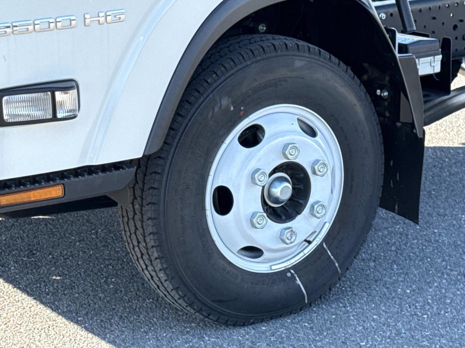 New 2025 Chevrolet Low Cab Forward image 16