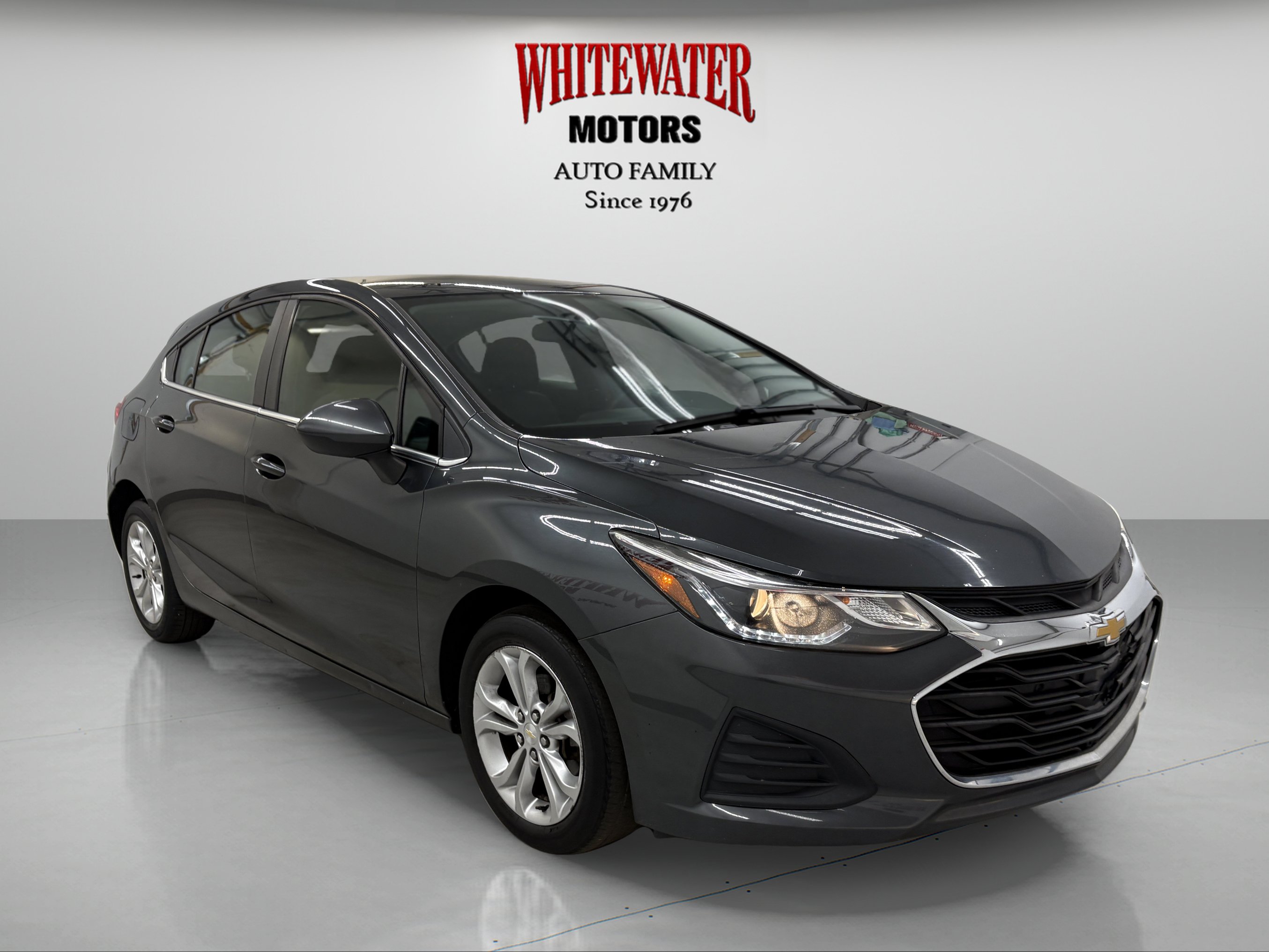 Used 2019 Chevrolet Cruze LT FWD image 5