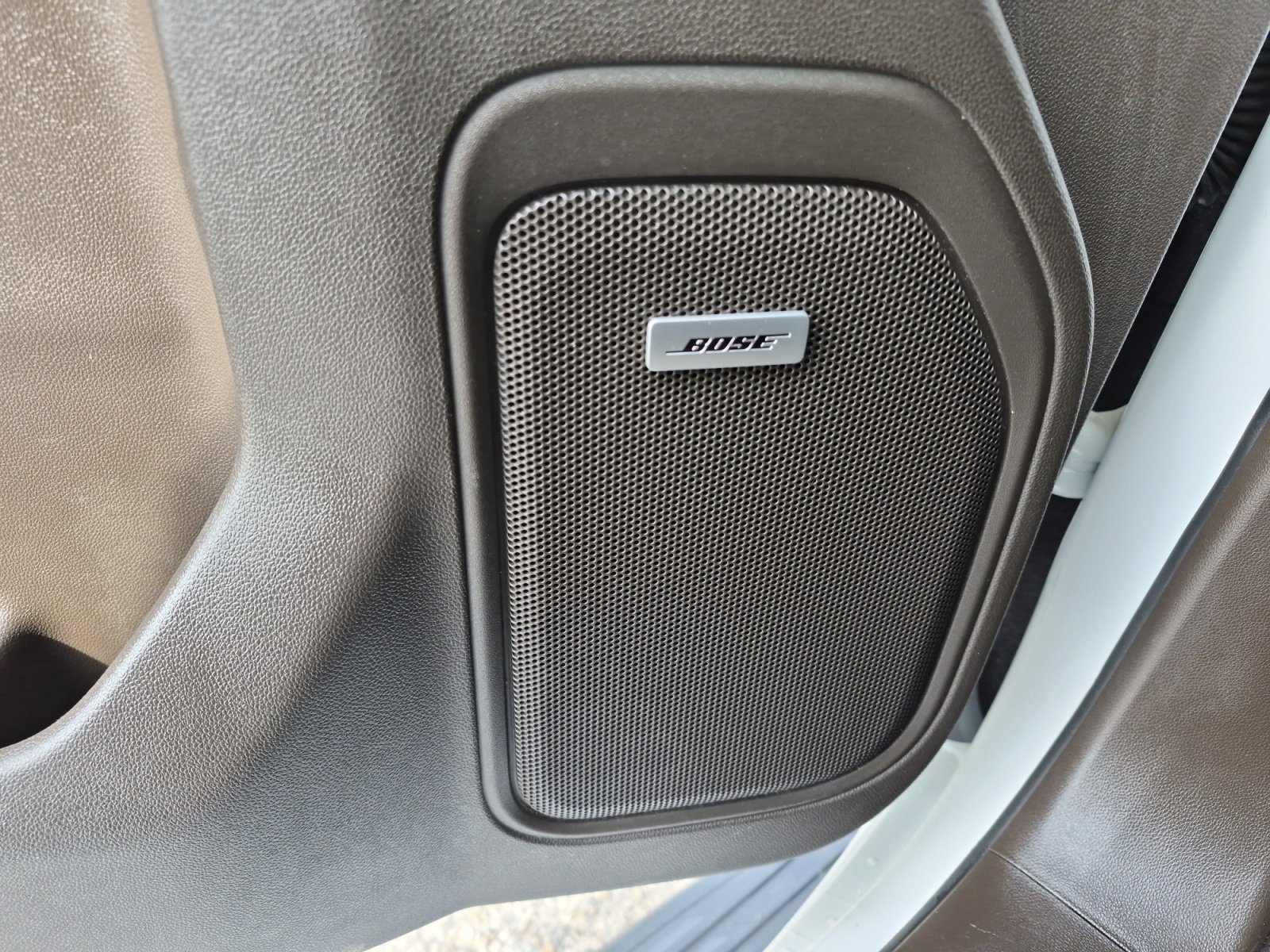 Used 2019 GMC Sierra 1500 SLT image 26