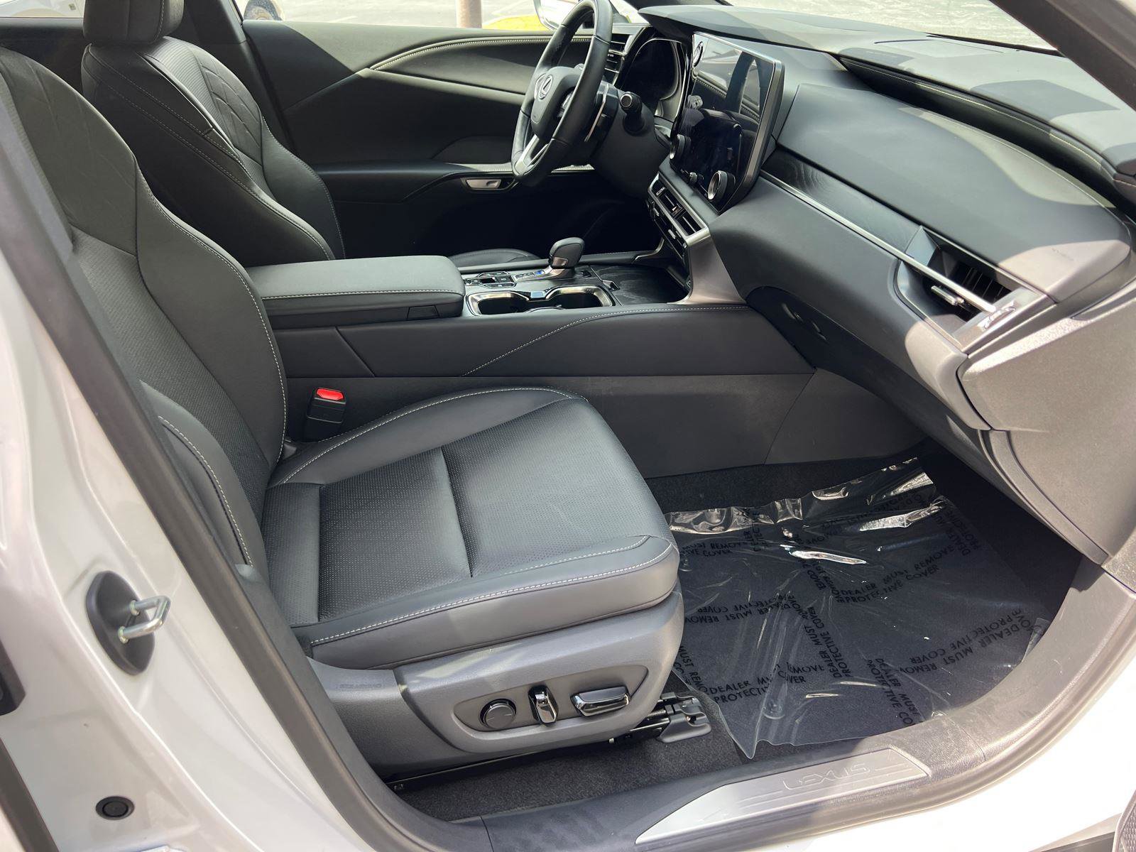 Certified 2024 Lexus RX 350 w/ Technology Package AWD/4WD image 14