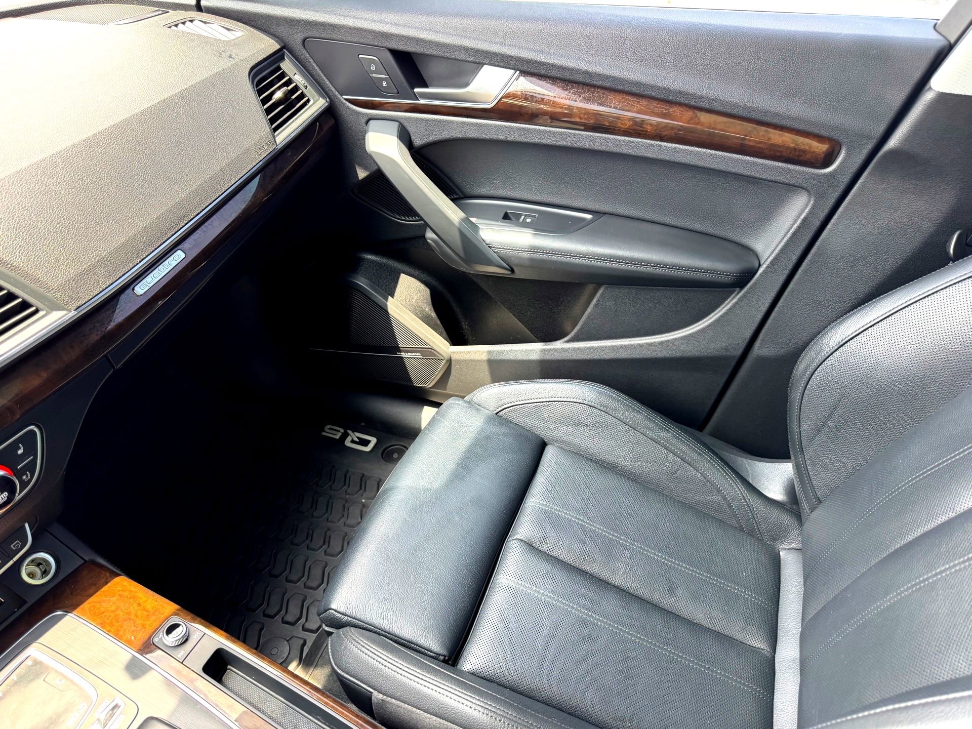 Used 2019 Audi Q5 2.0T Premium Plus w/ Premium Plus Package AWD/4WD image 34