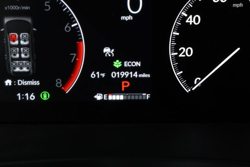 Used 2025 Honda Pilot TrailSport image 13