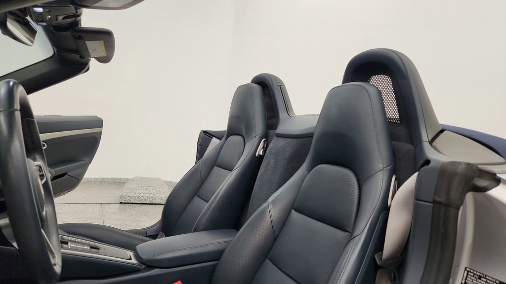 Used 2017 Porsche 718 Boxster S RWD image 28