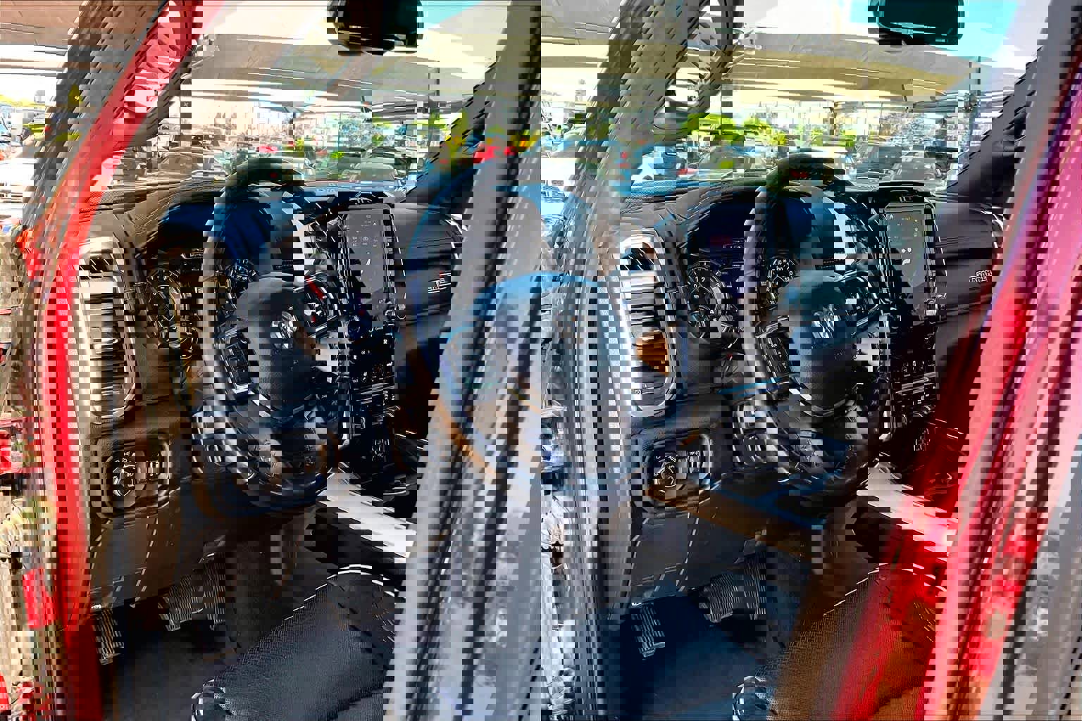 Used 2019 RAM 2500 Laramie AWD/4WD image 17