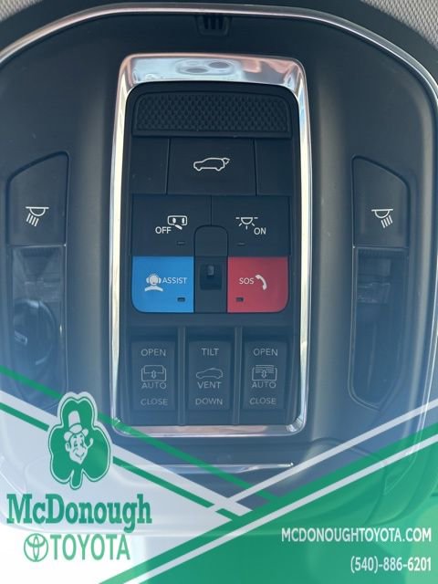 Used 2022 Jeep Grand Cherokee L Limited image 18