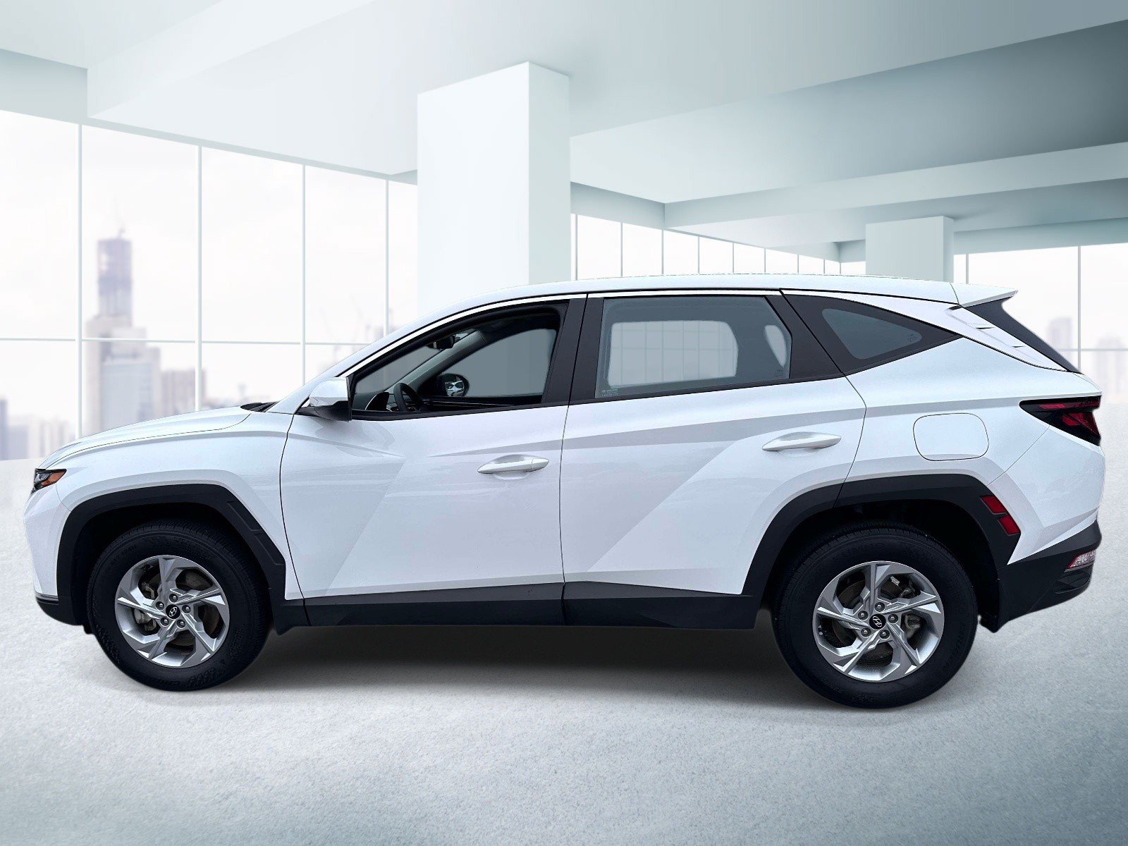 Used 2024 Hyundai Tucson SE AWD/4WD image 2