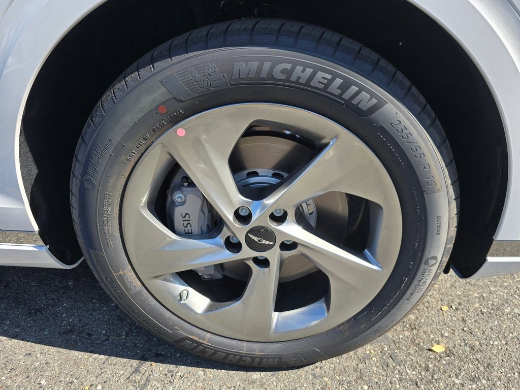 New 2026 Genesis GV70 2.5T Advanced image 9