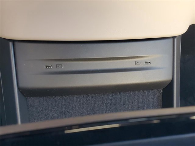 New 2025 Volvo EX90 Ultra w/ Protection Package Premier image 22