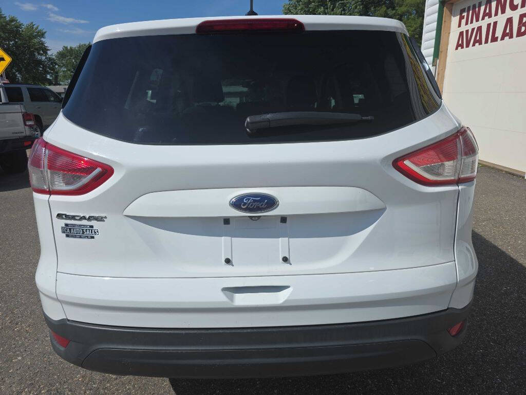 Used 2015 Ford Escape S FWD image 3