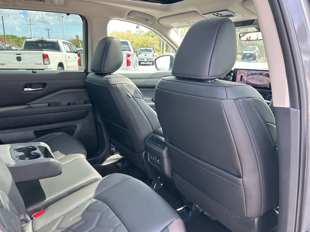 New 2026 Nissan Pathfinder Platinum w/ Cargo Package image 51