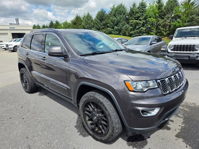 Certified 2021 Jeep Grand Cherokee Laredo X AWD/4WD image 17