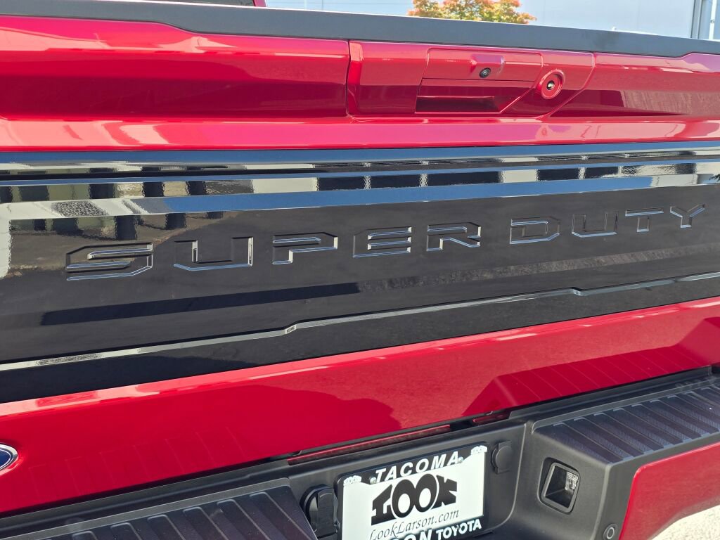 Used 2025 Ford F350 Platinum image 21