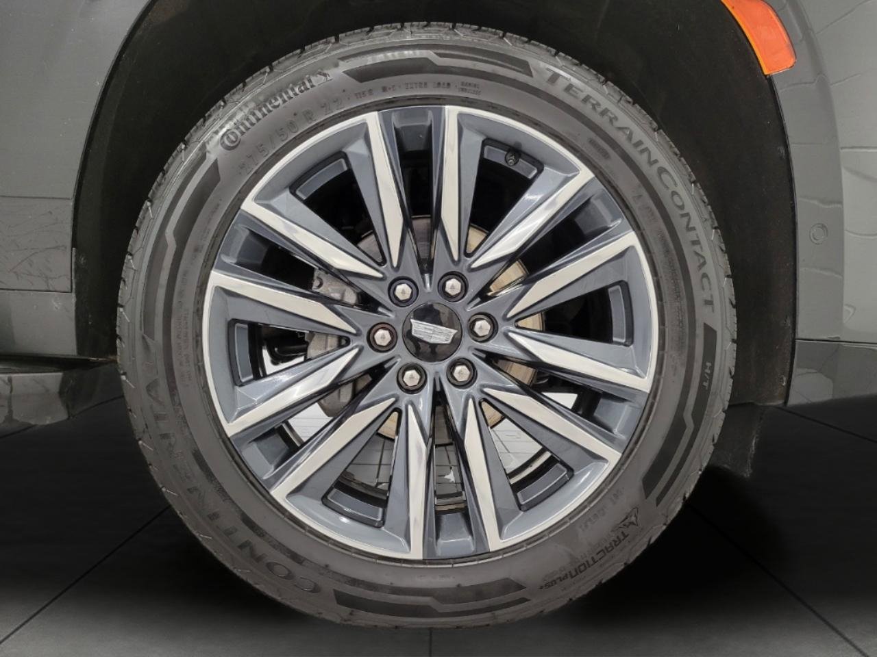 Used 2021 Cadillac Escalade Sport image 3