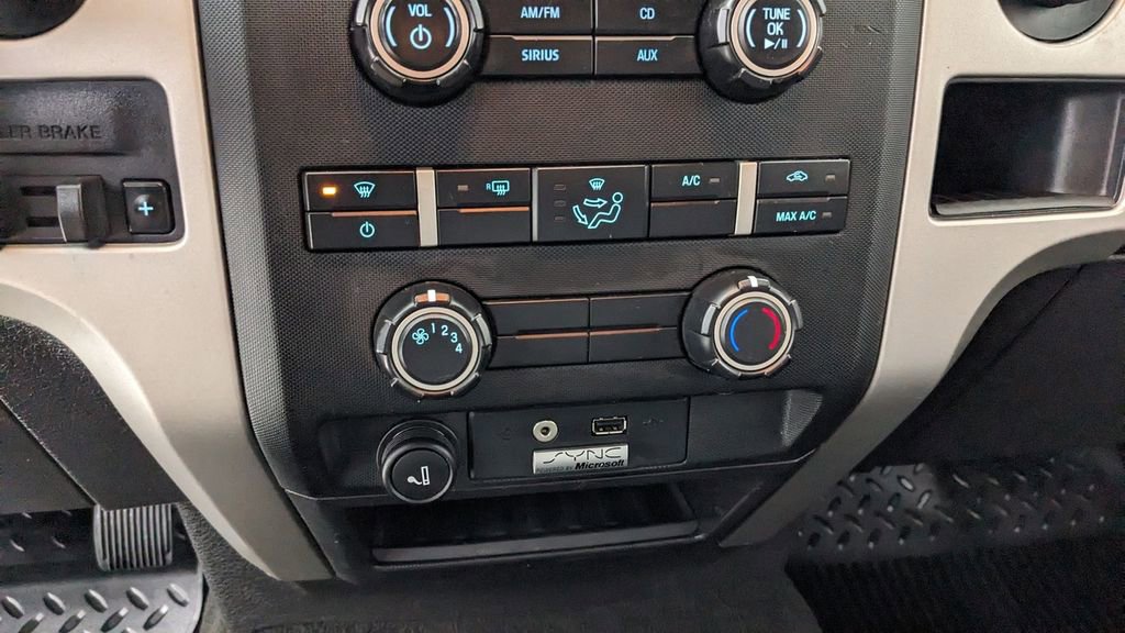 Used 2012 Ford F150 XLT w/ XLT Chrome Pkg image 25