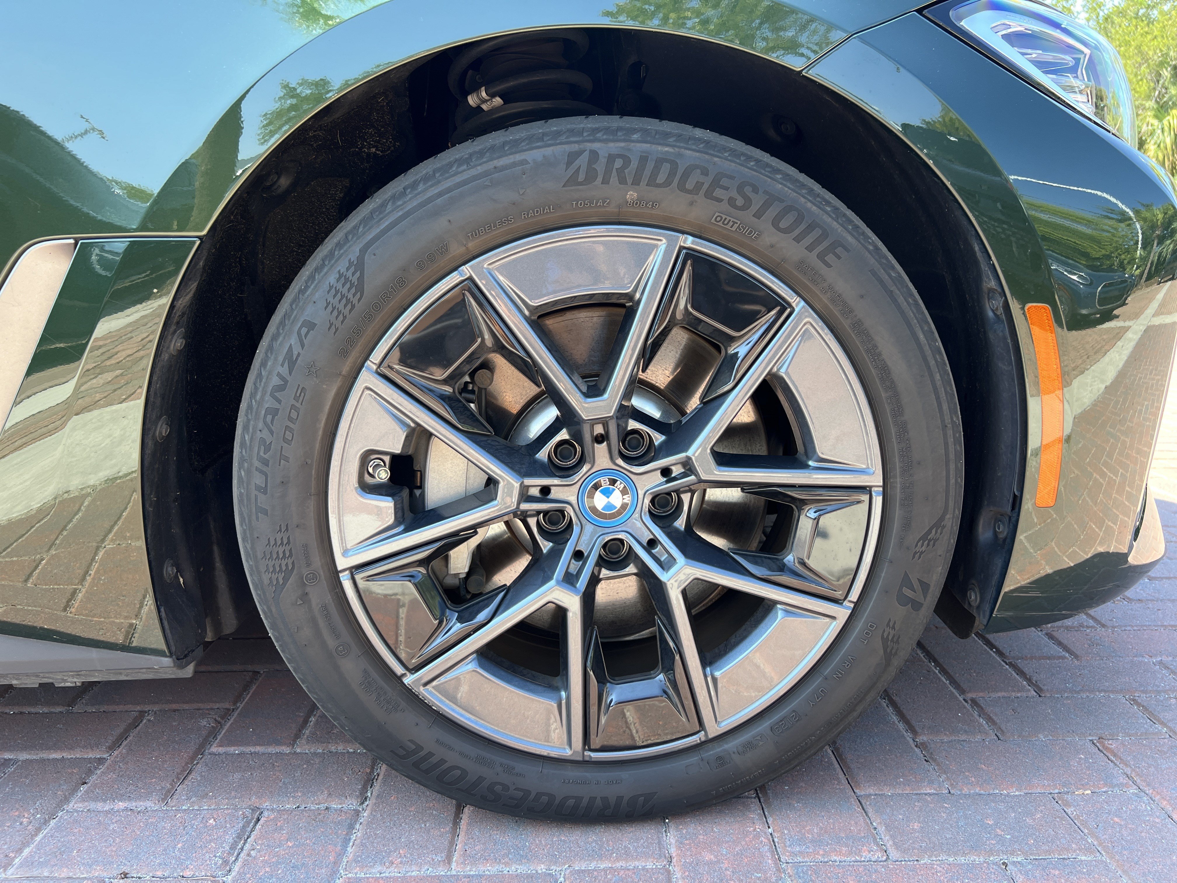 Certified 2024 BMW i4 eDrive35 w/ Convenience Package RWD image 13