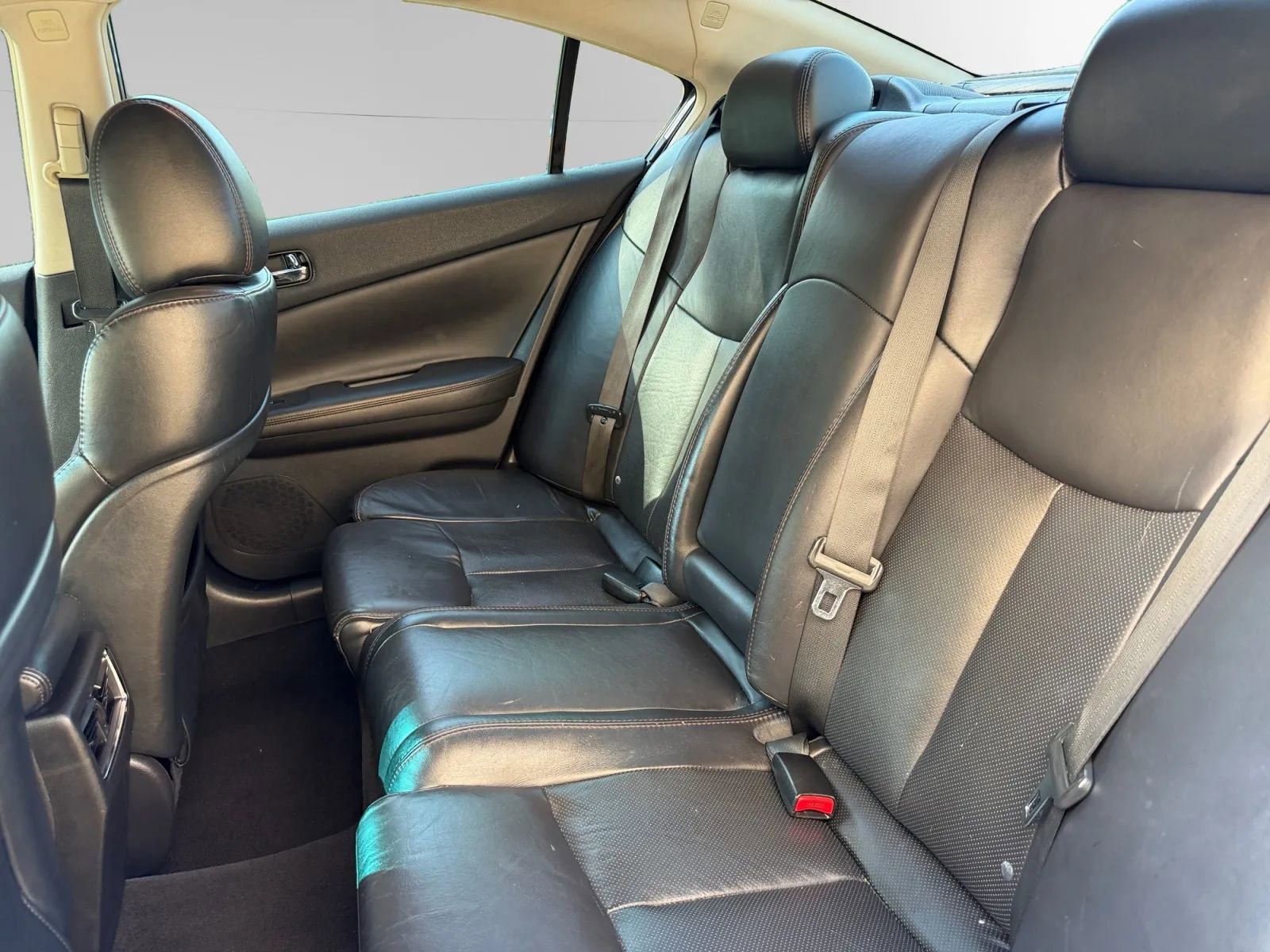 Used 2011 Nissan Maxima 3.5 SV w/ Premium Pkg FWD image 15