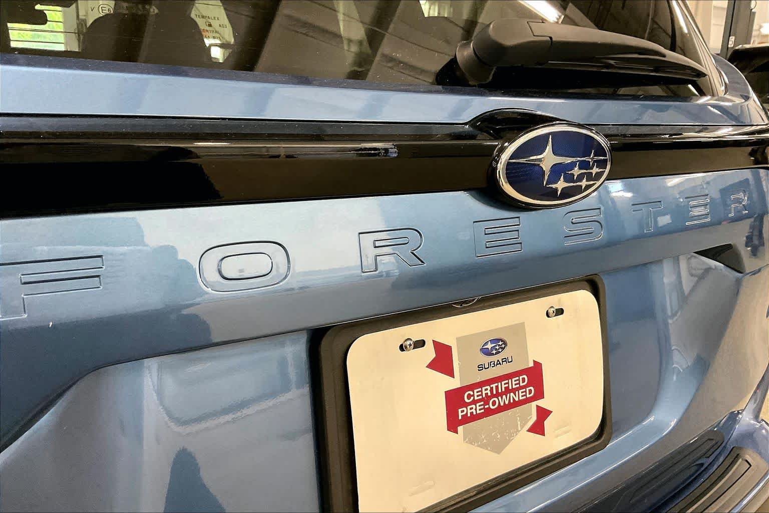 Used 2025 Subaru Forester Limited AWD/4WD image 10