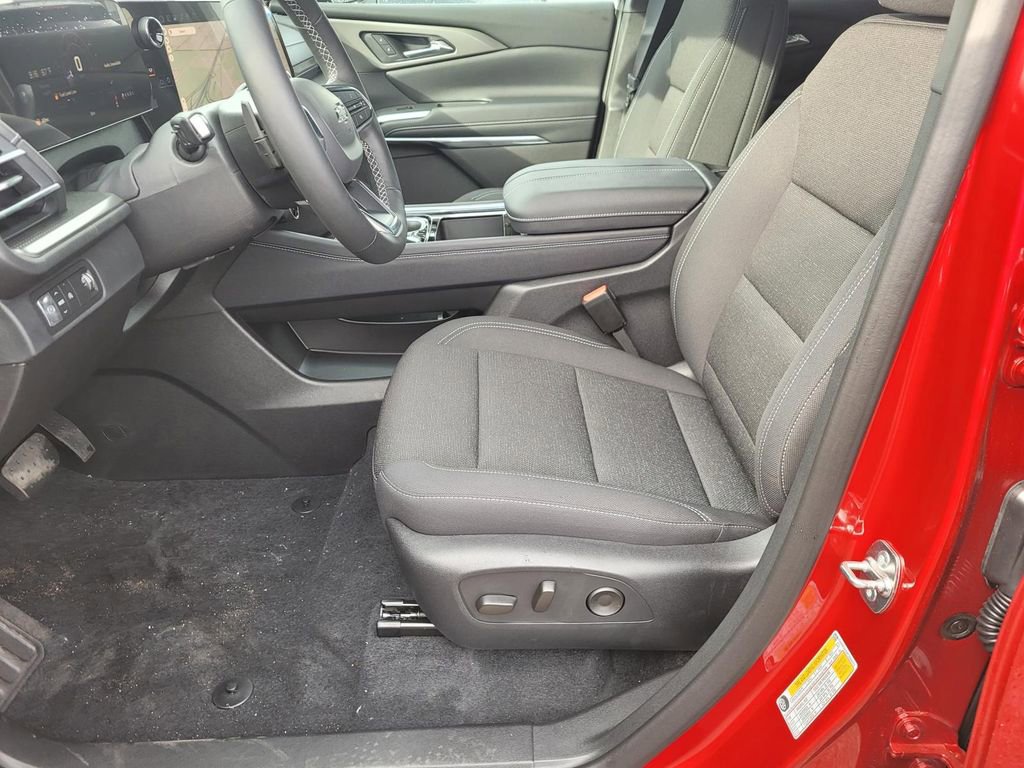 New 2026 Chevrolet Traverse LT w/ Midnight/Sport Edition image 11