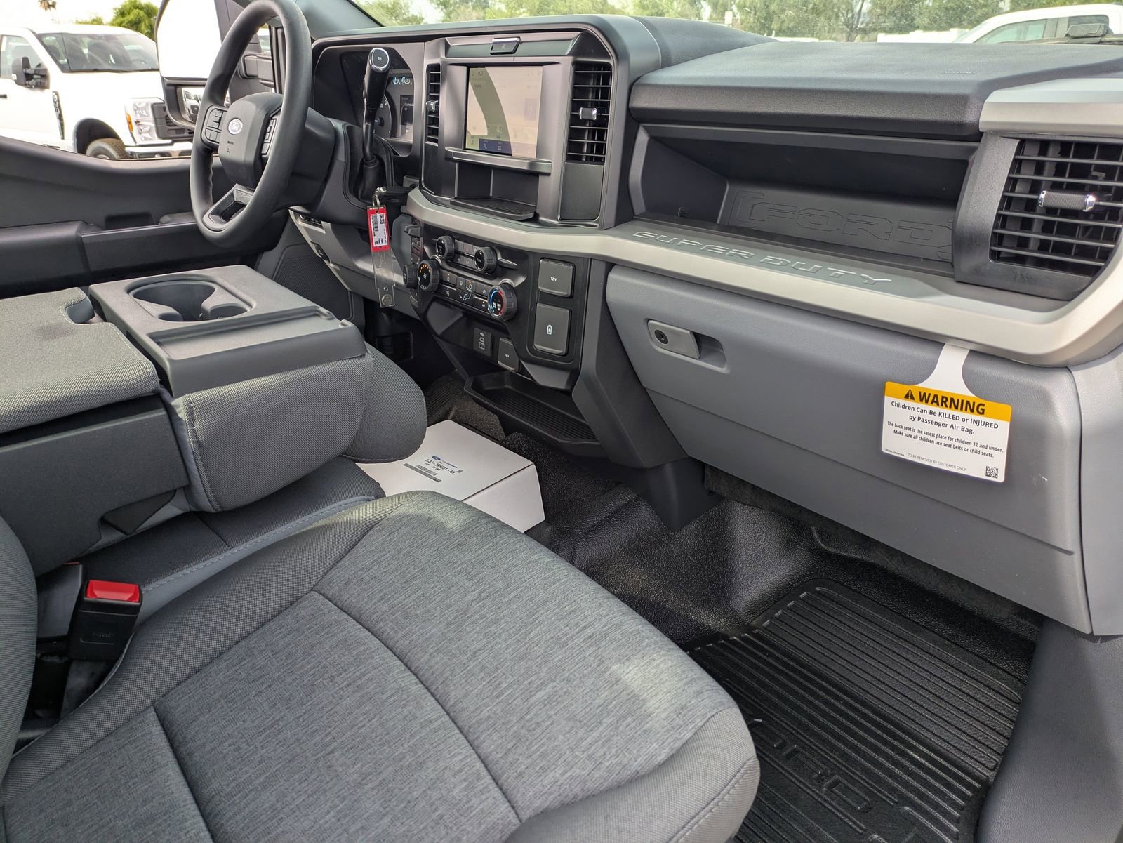 New 2026 Ford F550 4x4 Regular Cab Super Duty image 15