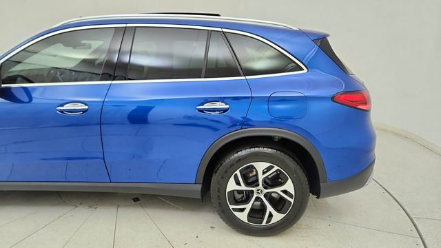 Used 2025 Mercedes-Benz GLC 350e 4MATIC image 10