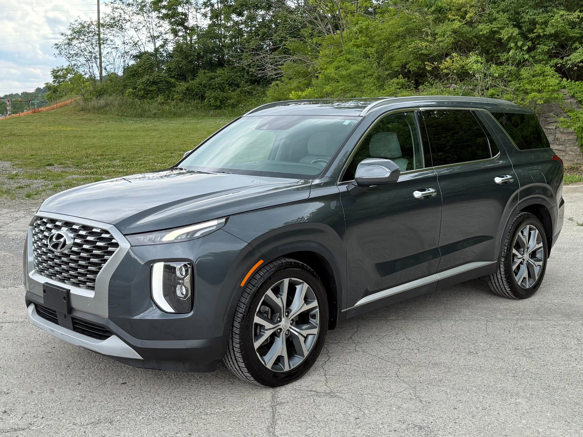 Used 2021 Hyundai Palisade SEL w/ Convenience Package AWD/4WD image 2