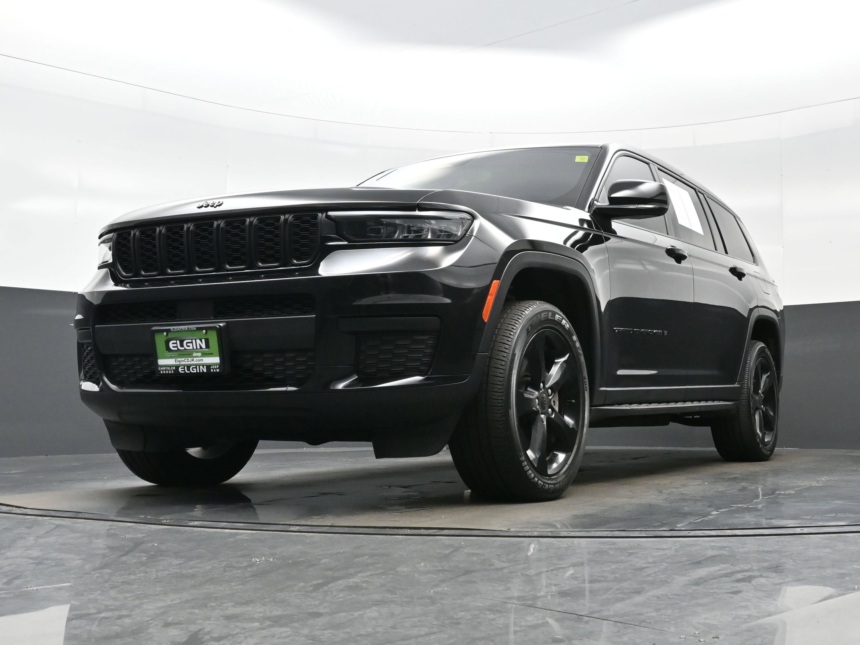 Used 2023 Jeep Grand Cherokee L Laredo image 26