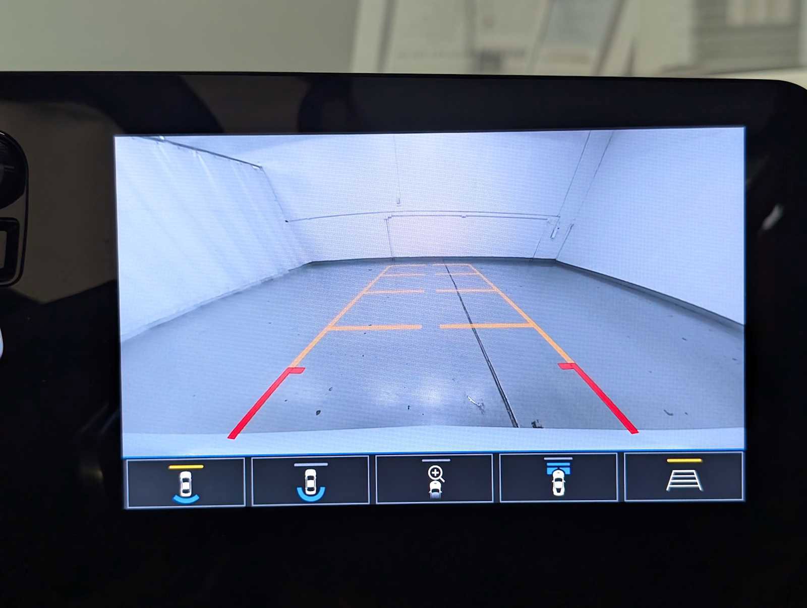 Used 2020 Chevrolet Corvette Stingray Preferred Cpe w/ 2LT Preferred Equipment Group RWD image 24