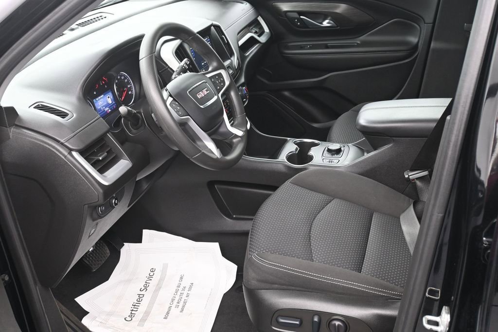 Used 2022 GMC Terrain SLE w/ Driver Convenience Package AWD/4WD image 10