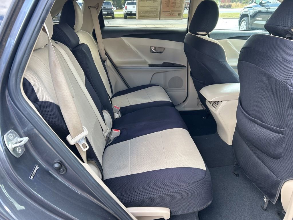 Used 2010 Toyota Venza image 17