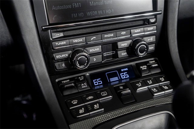 Used 2016 Porsche 911 Turbo image 33