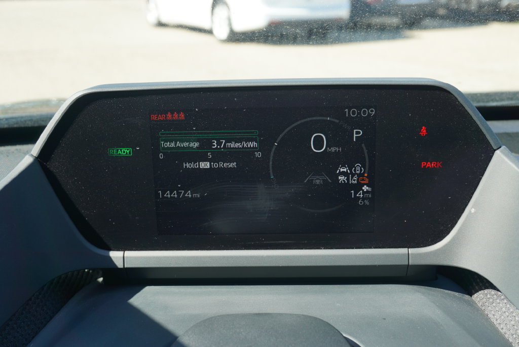 Used 2024 Toyota bZ4X FWD image 29