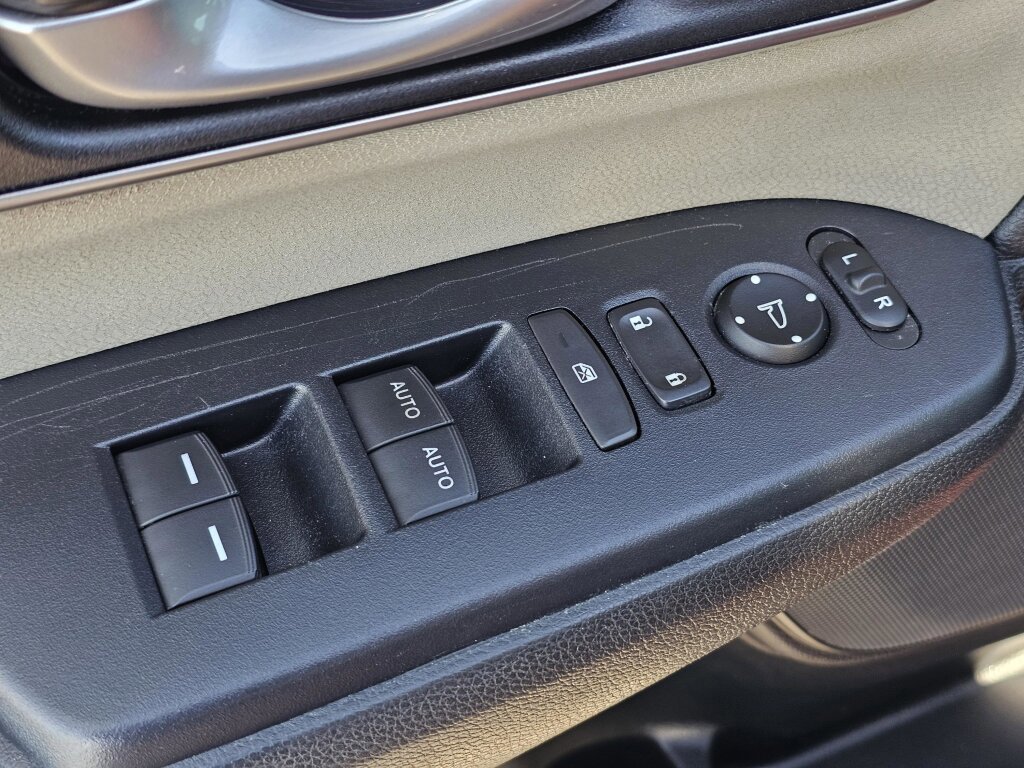 Used 2019 Honda CR-V EX image 14