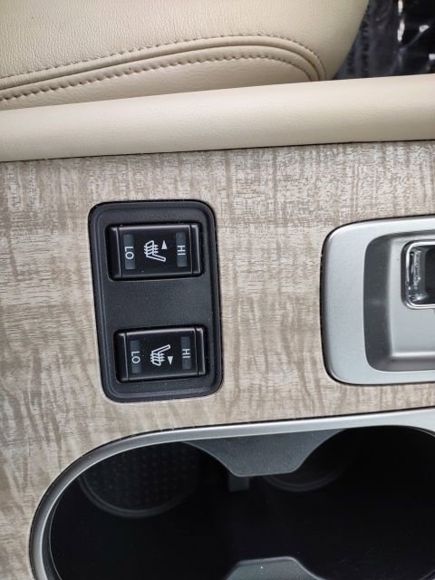 Used 2024 Nissan Murano SL image 17