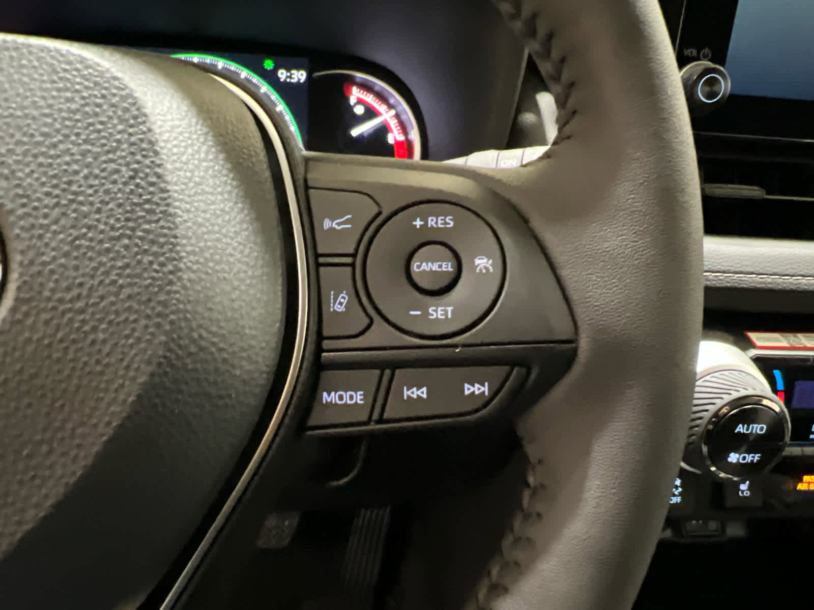 New 2025 Toyota RAV4 XLE w/ Weather Package image 17