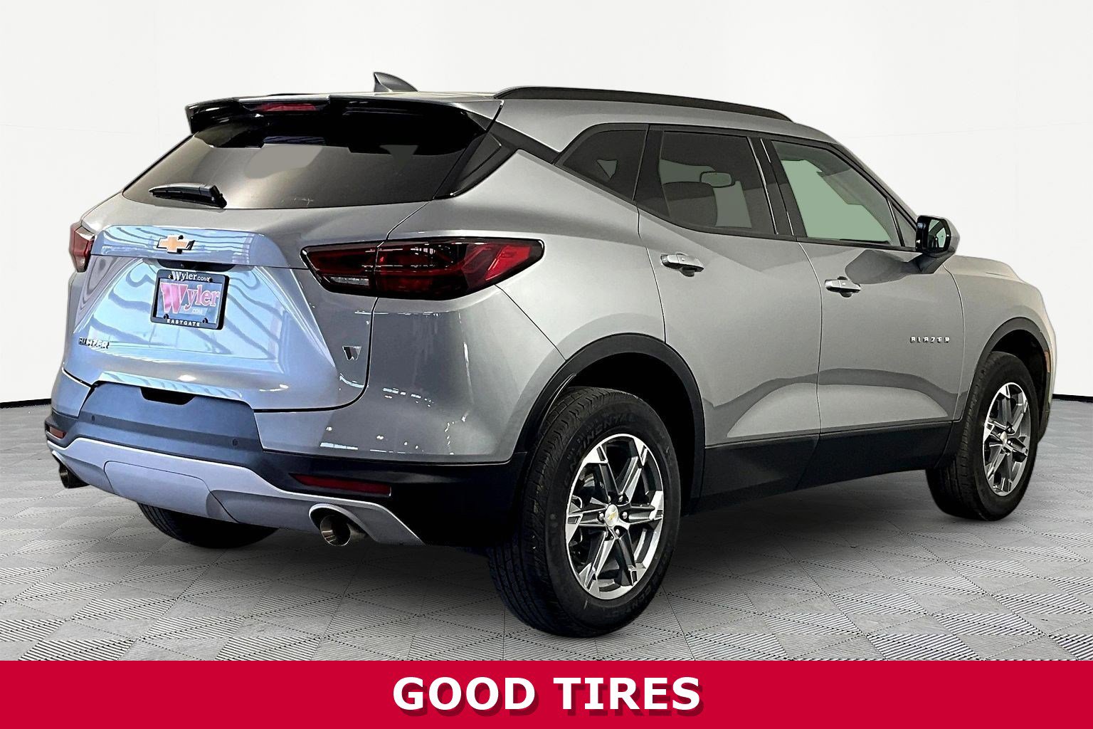 Used 2024 Chevrolet Blazer LT w/ Convenience Package FWD image 6