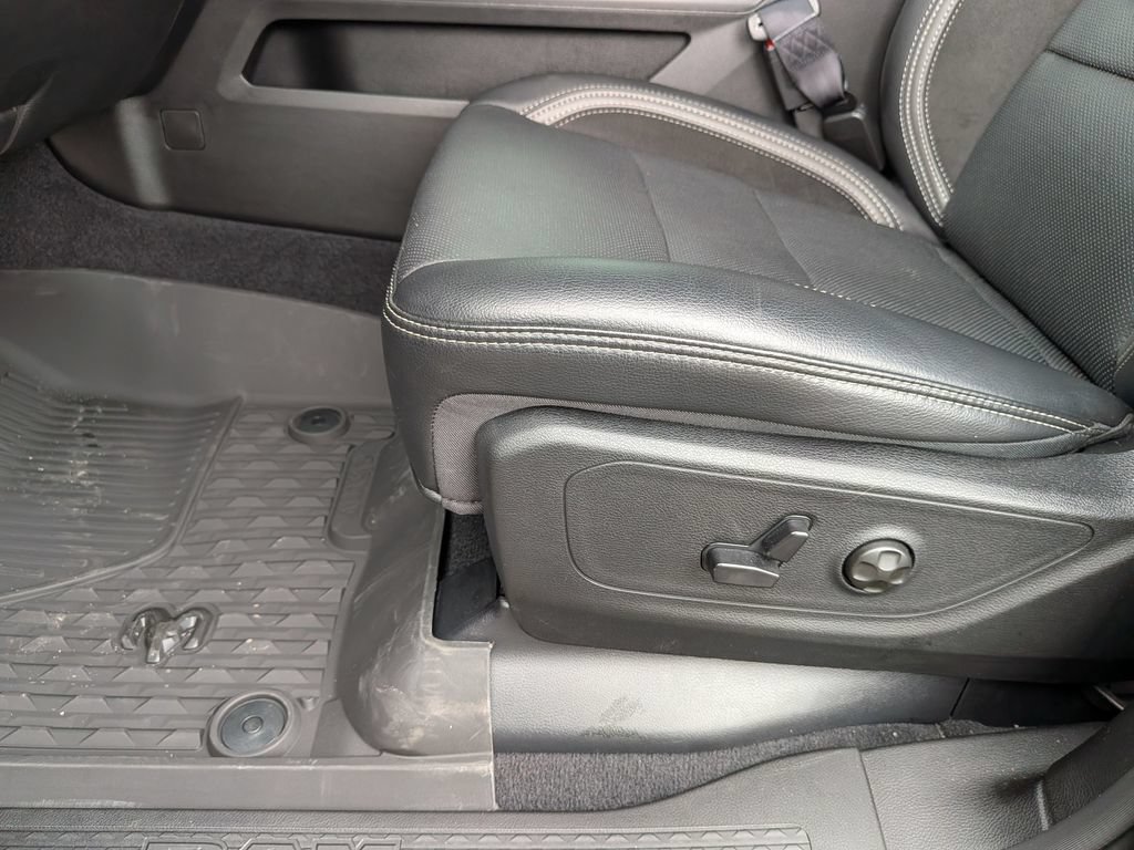 Used 2026 RAM 1500 Rebel w/ Advanced Safety Group II AWD/4WD image 13