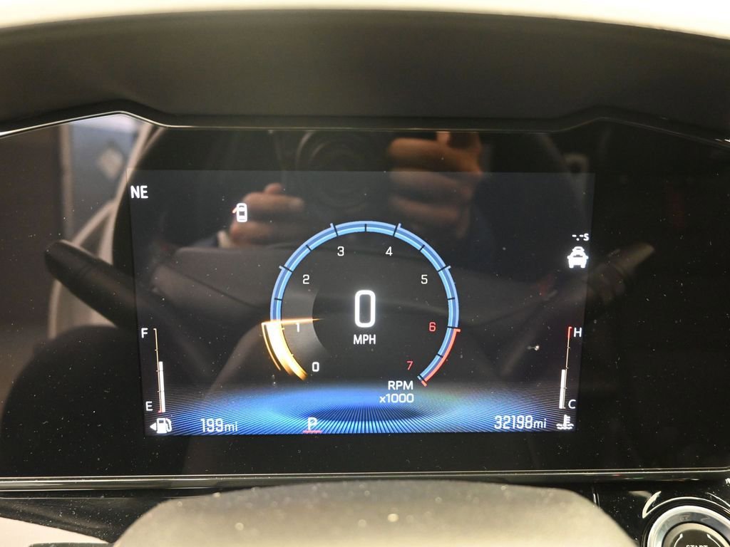 Used 2024 Chevrolet Trax RS image 11