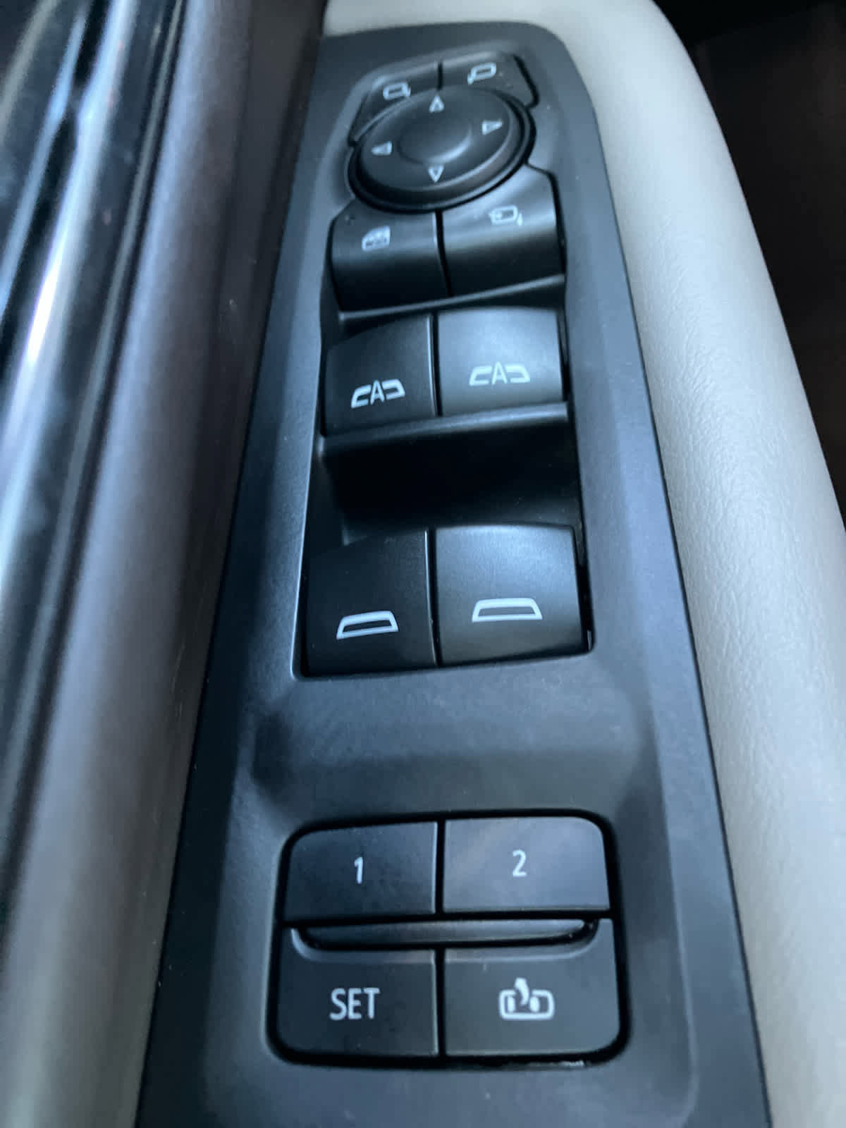 Certified 2024 Chevrolet Tahoe Z71 w/ Luxury Package image 12