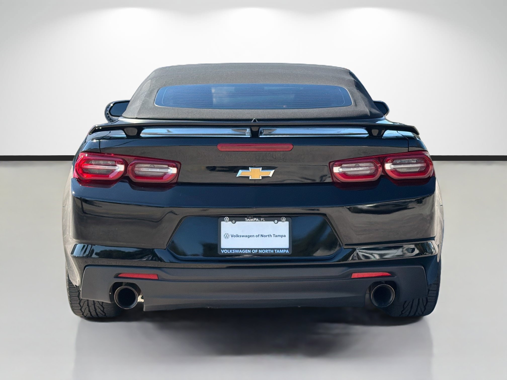 Used 2021 Chevrolet Camaro LT w/ Technology Package RWD image 4