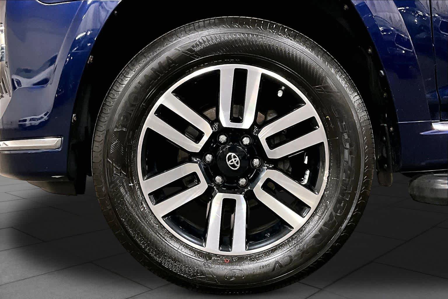 Certified 2019 Toyota 4Runner Limited AWD/4WD image 11