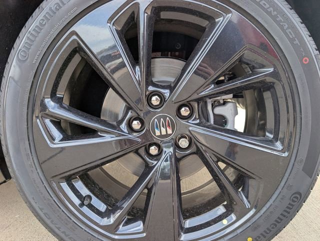 New 2026 Buick Envision Sport Touring AWD/4WD image 6