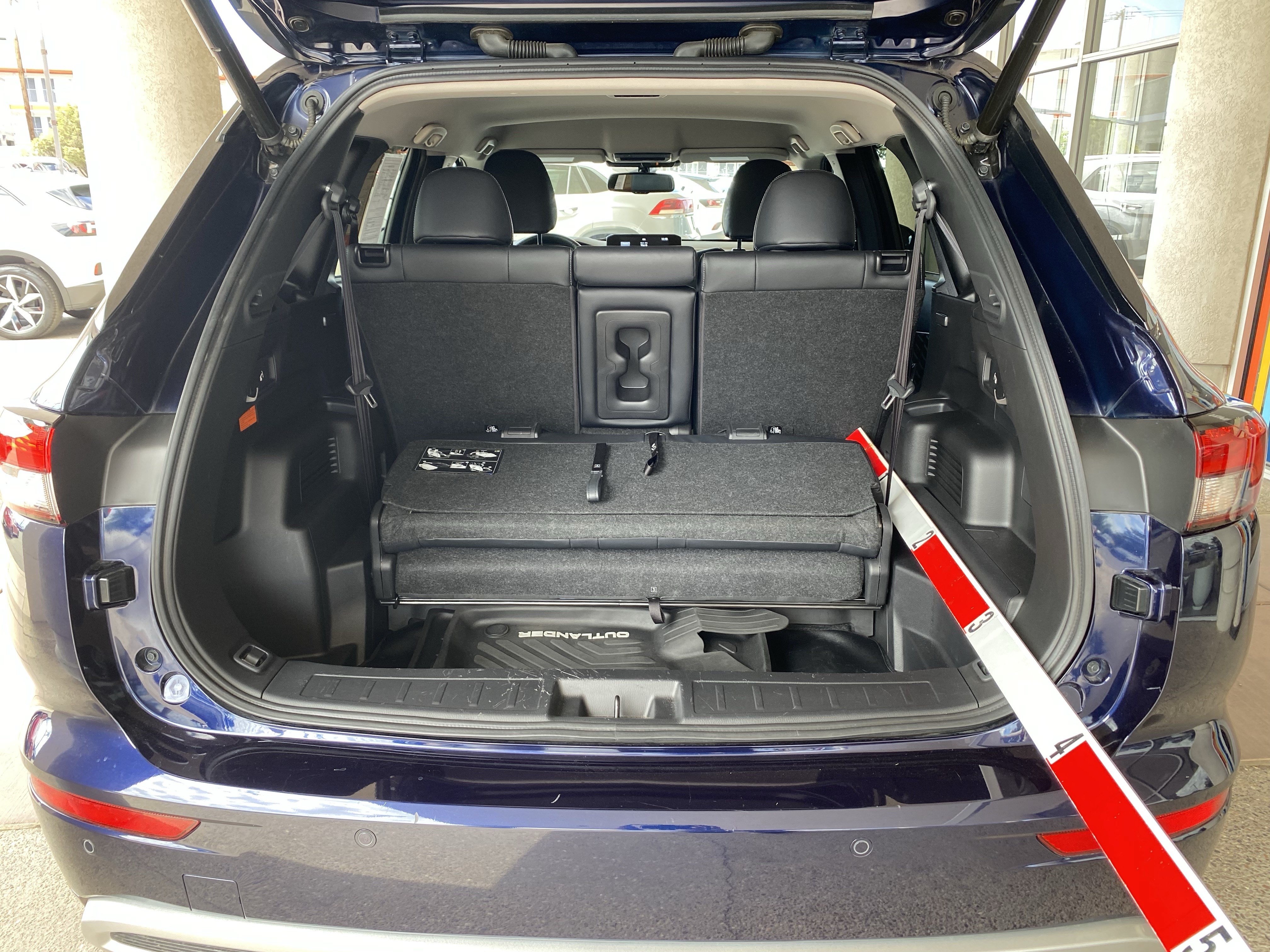 Used 2024 Mitsubishi Outlander SEL AWD/4WD image 17