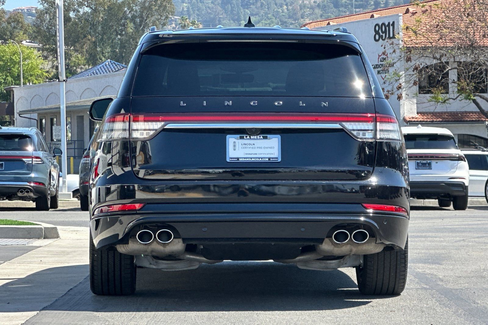 Certified 2024 Lincoln Aviator Black Label w/ Jet Package image 4